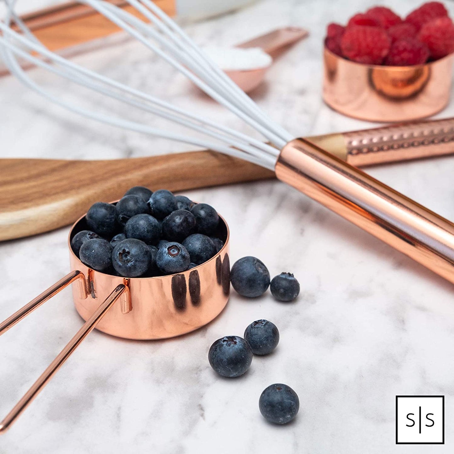 Elegant Rose Gold Copper Measuring Cups and Spoons Set – 8-Piece Stackable Stainless Steel Kitchen Essentials for Baking and Cooking