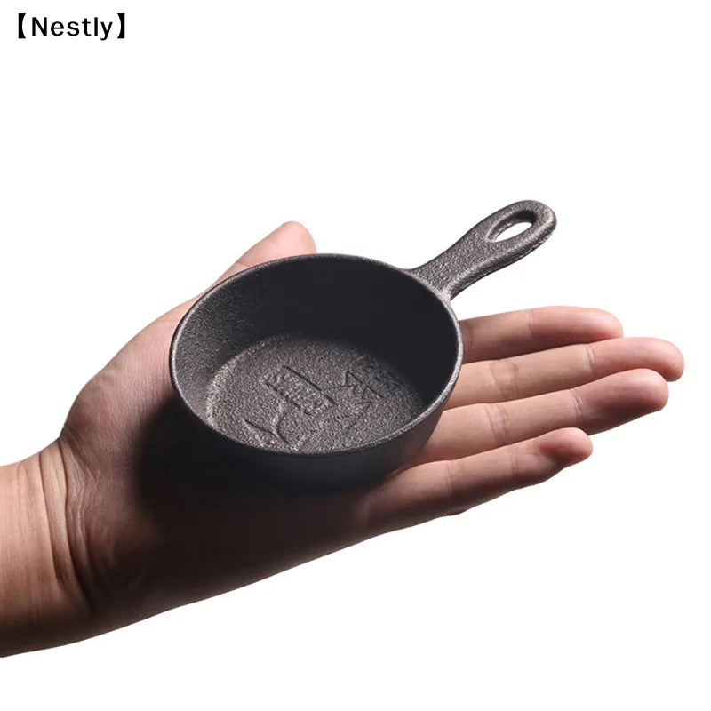 8.5CM Mini Cast Iron Skillet Non-Stick Mini Egg Frying Pan for Kitchen Cookware〔Nest〕