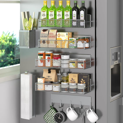 Magnetic spice rack shelf, top-down view