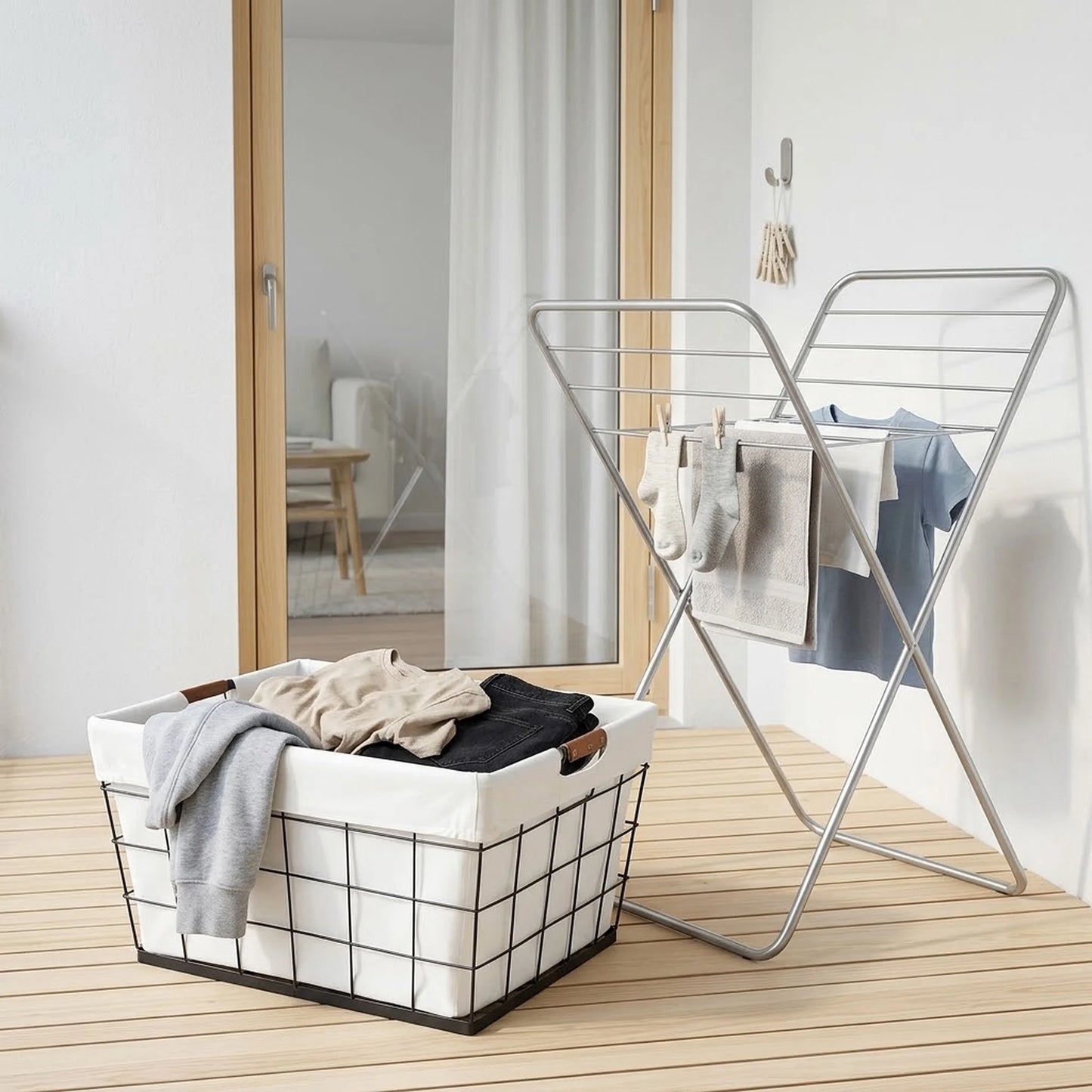Stylish 60L Rectangular Steel Laundry Basket - Black & Natural Design for Adults