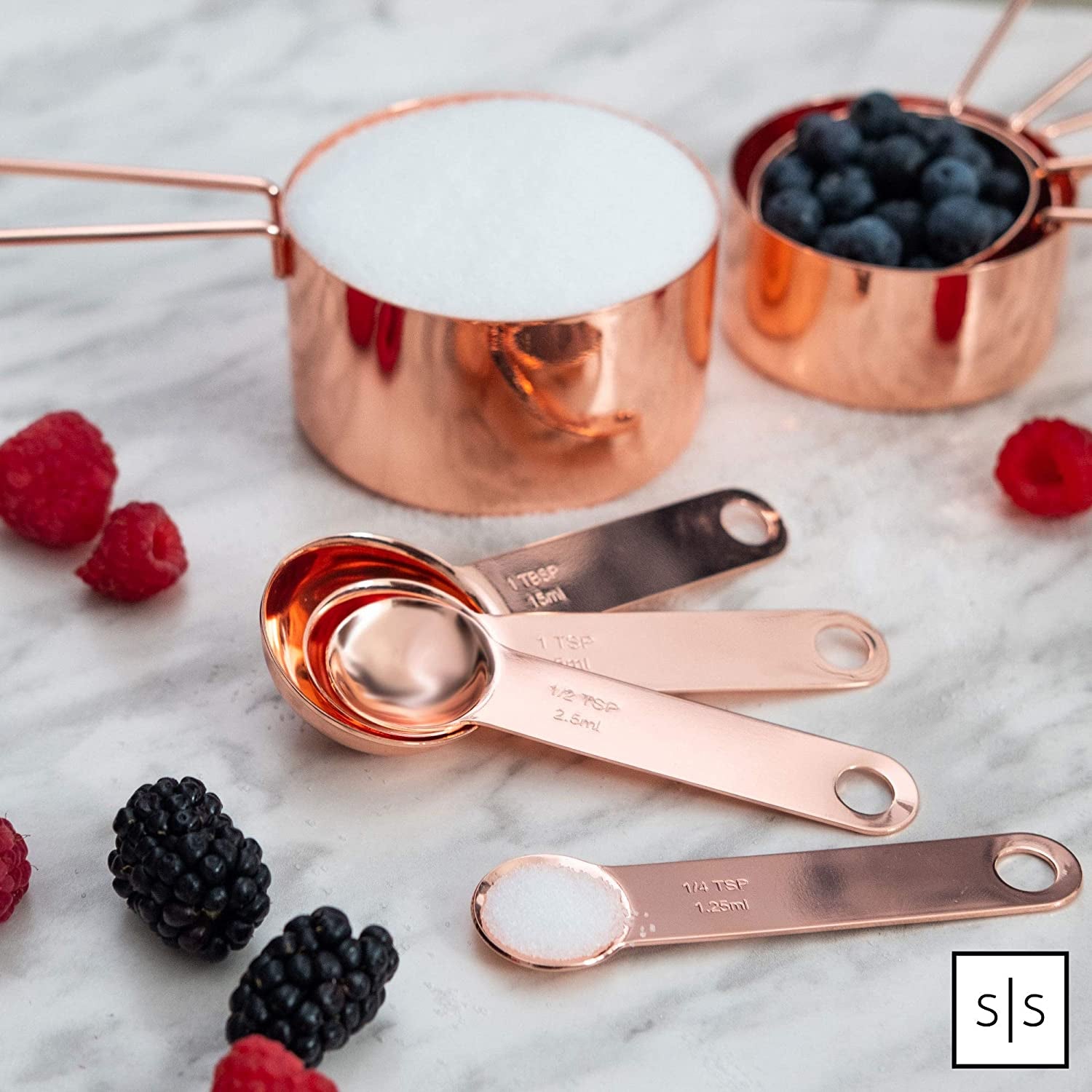 Elegant Rose Gold Copper Measuring Cups and Spoons Set – 8-Piece Stackable Stainless Steel Kitchen Essentials for Baking and Cooking